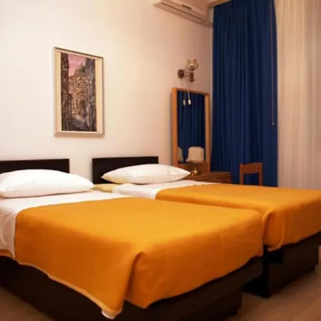Apartment Foretic - Three-bedroom *